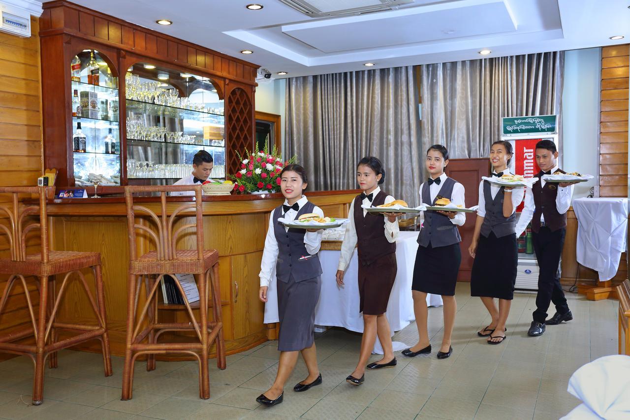 Hotel Dingar マンダレー エクステリア 写真